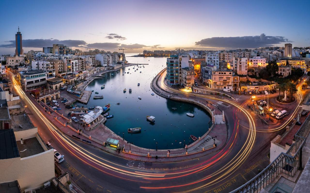 Unbeatable Location Valletta And Harbour Views Apartment Sliema Bagian luar foto