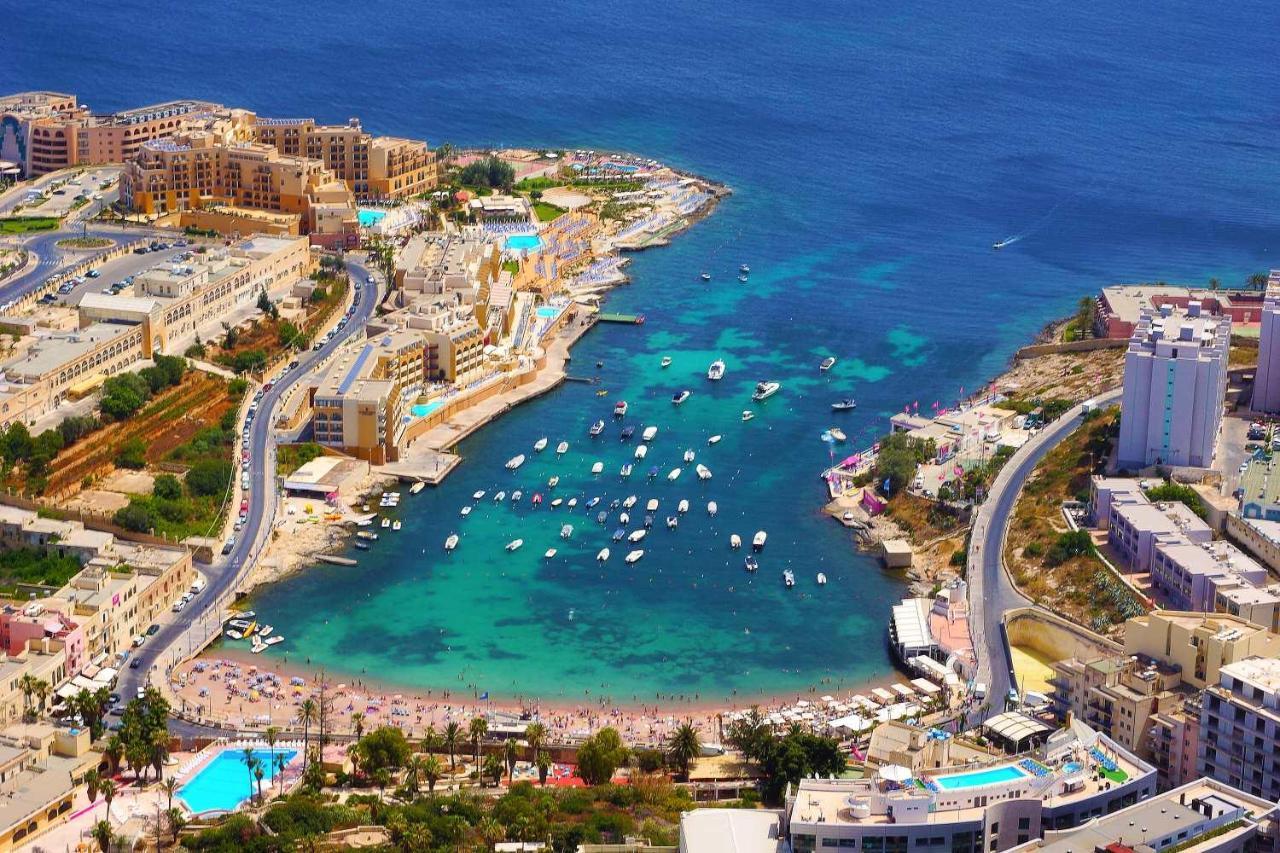 Unbeatable Location Valletta And Harbour Views Apartment Sliema Bagian luar foto
