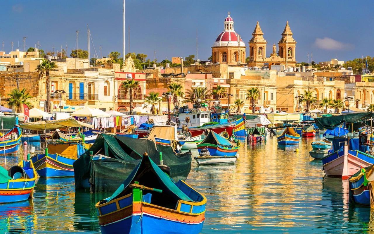 Unbeatable Location Valletta And Harbour Views Apartment Sliema Bagian luar foto