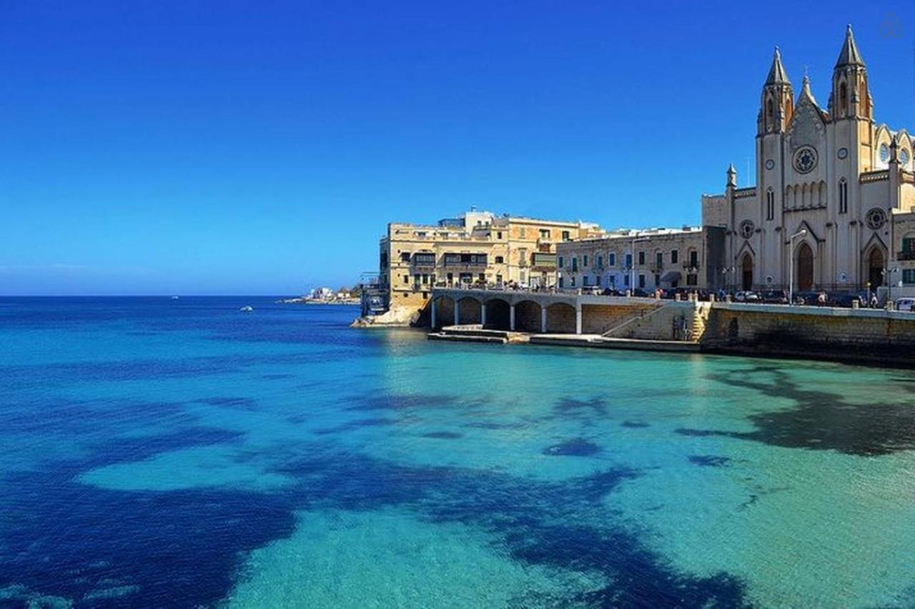 Unbeatable Location Valletta And Harbour Views Apartment Sliema Bagian luar foto