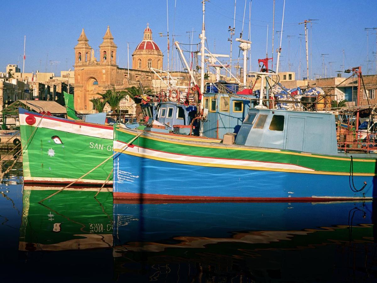 Unbeatable Location Valletta And Harbour Views Apartment Sliema Bagian luar foto